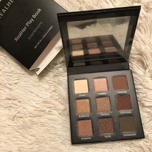 Realher eyeshadow palette